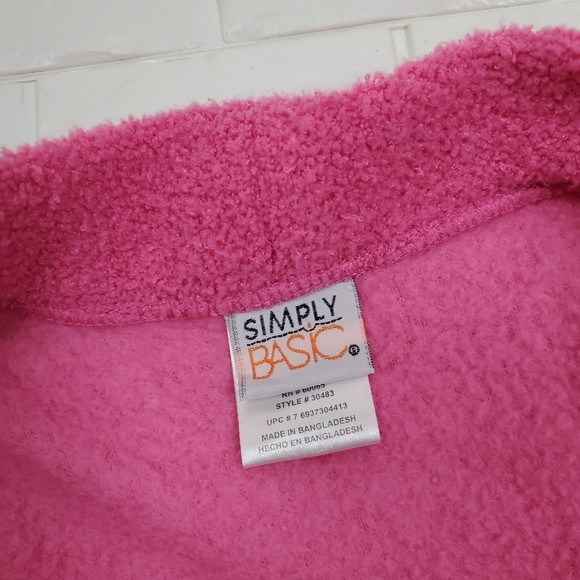 simply basic girls size 6-6x pink robe ( 5 for $20 ) - Picture 6 of 8